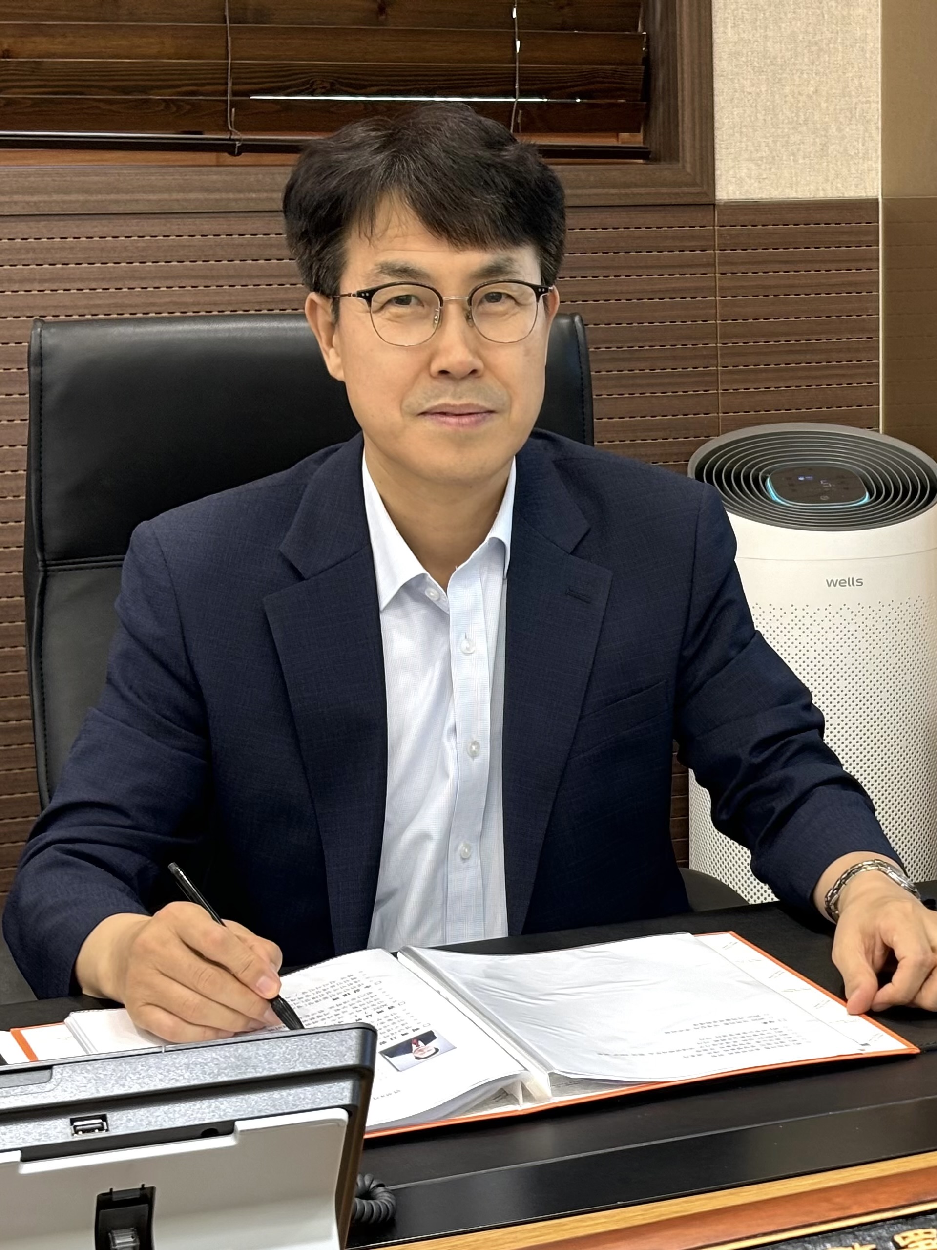 안동세무서장 이미지