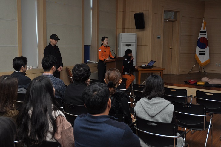 <심폐소생술 교육>